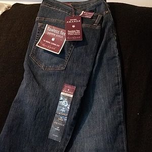 Gloria Vanderbilt Amanda Jeans